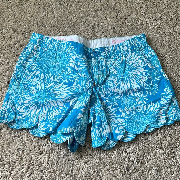 Lilly Pulitzer shorts - Picture 1 of 2